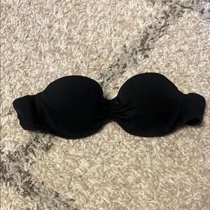 Victoria’s Secret strapless bikini top